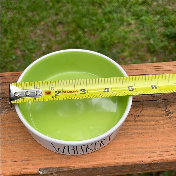**** SOLD SOLD SOLD ****  Rae Dunn Artisan Collection Pet Bowl - Picture 4 of 4